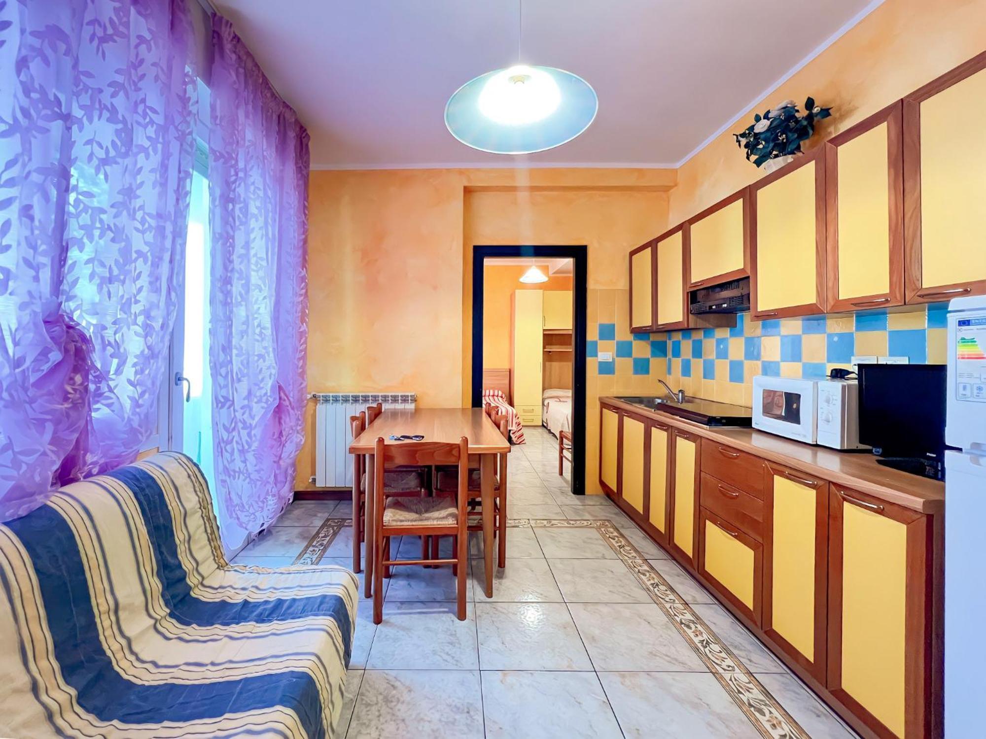 Bussola Apartment *