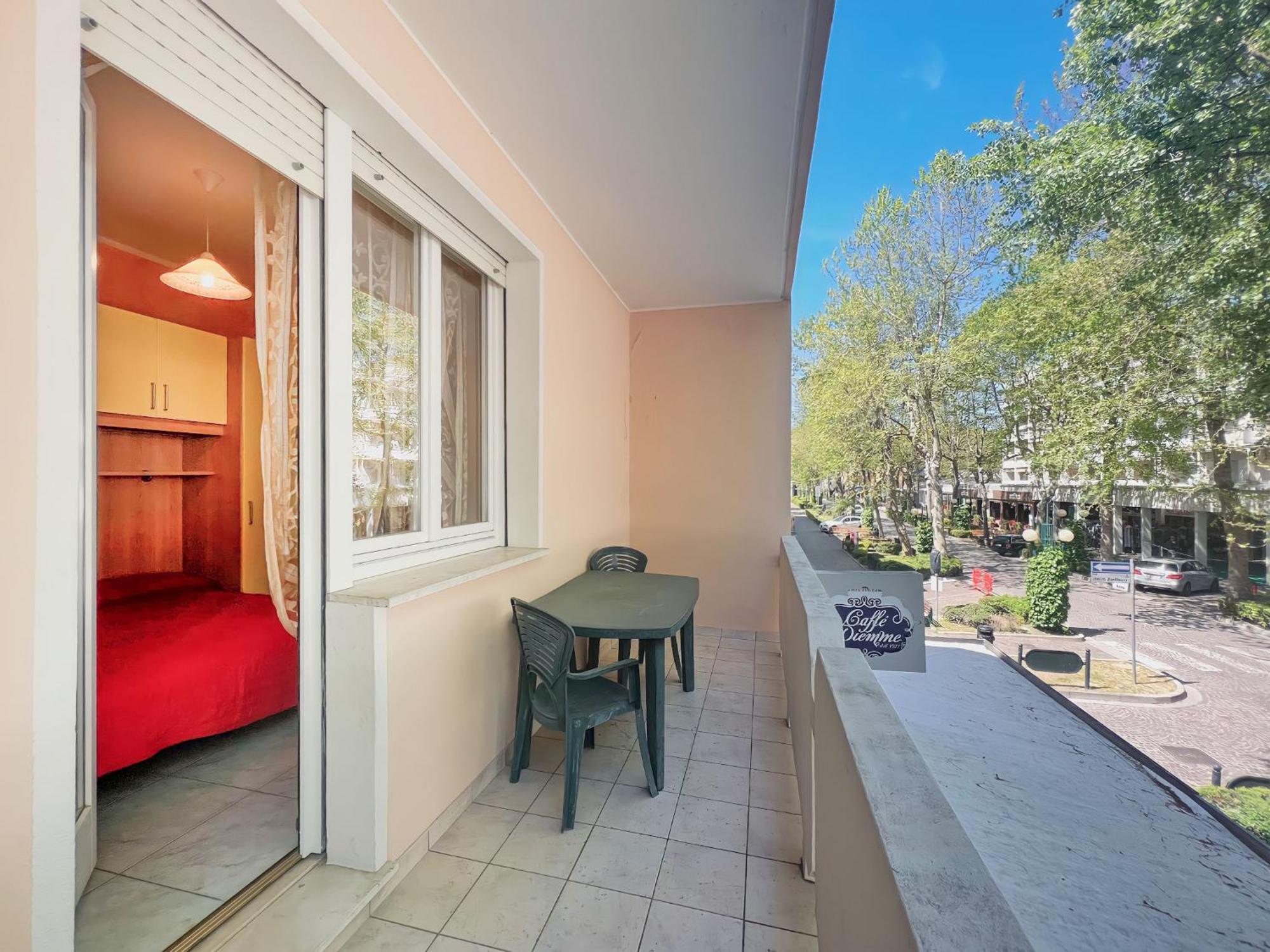 Bussola Apartment *